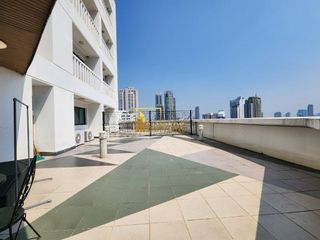 For rent 3 bedrooms apartment in Khlong Toei, Bangkok