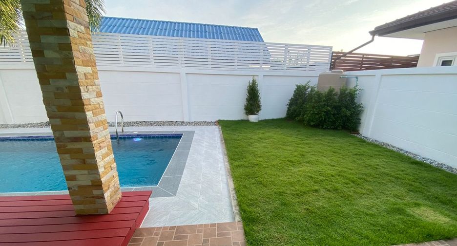 For rent and for sale 3 bedrooms house in Bang Lamung, Chonburi