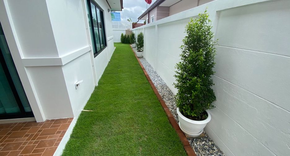 For rent and for sale 3 bedrooms house in Bang Lamung, Chonburi