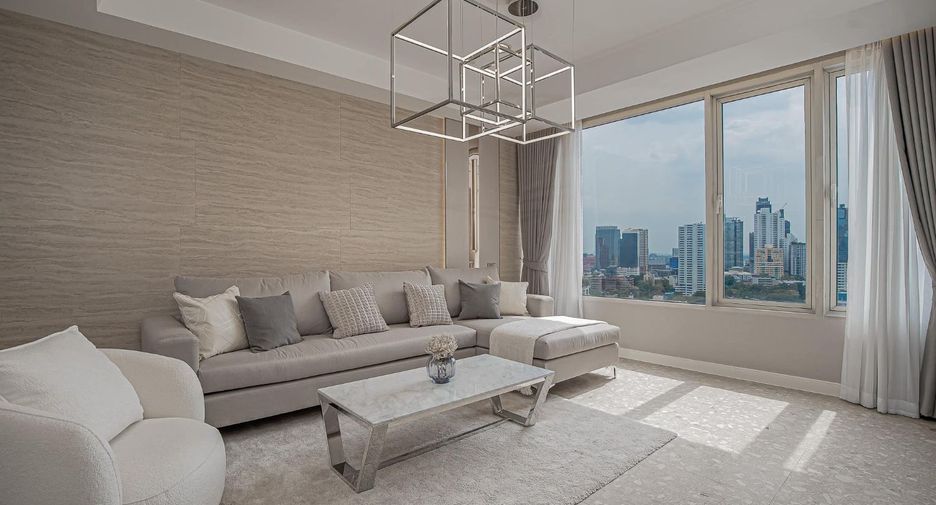For rent and for sale 3 bedrooms condo in Watthana, Bangkok