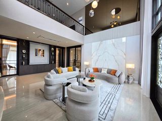 Haus zur Miete und zum Kauf mit 5 Zimmer in Prawet, Bangkok