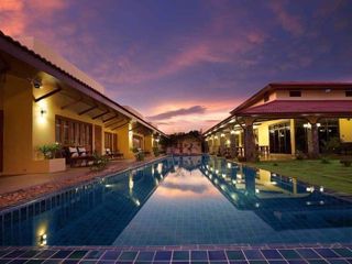 For sale 12 bedrooms hotel in Bang Lamung, Chonburi