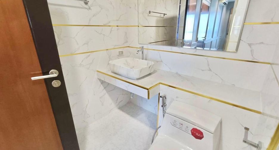 For sale 1 bed condo in Phaya Thai, Bangkok