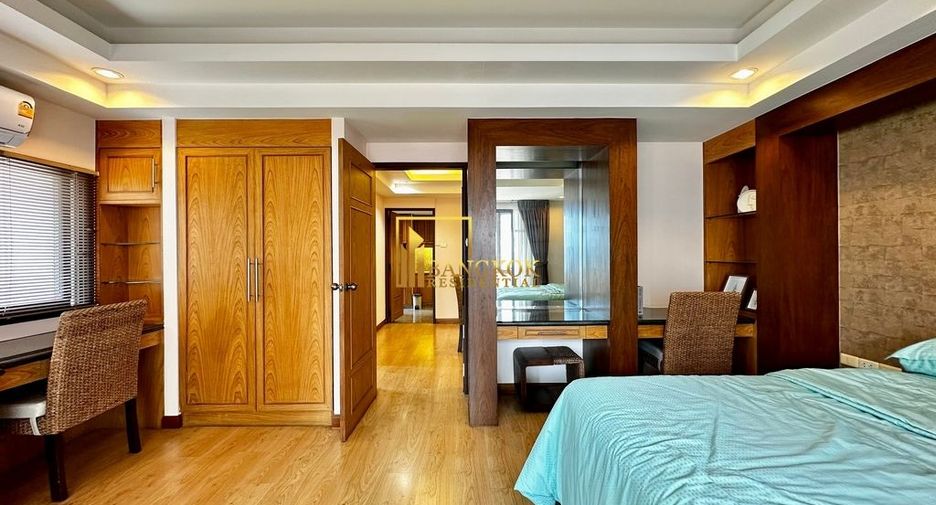 For rent 3 bedrooms apartment in Watthana, Bangkok