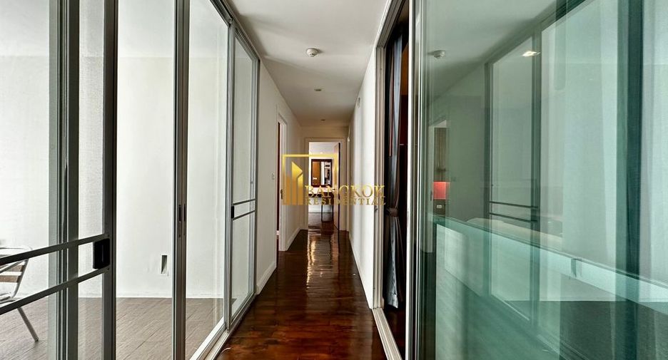 Condo en alquiler de 3 habitaciones en Watthana, Bangkok