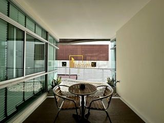 Condo en alquiler de 3 habitaciones en Watthana, Bangkok