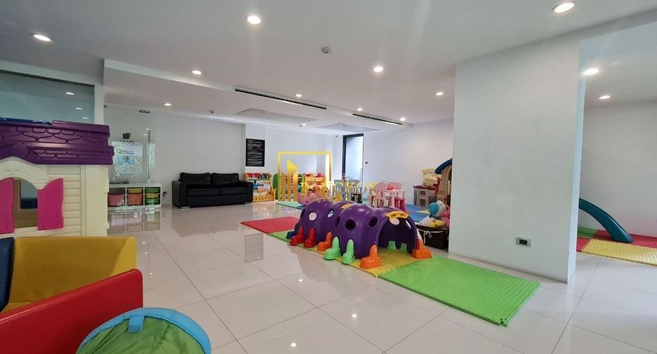 À louer 2 chambres appartement à Watthana, Bangkok