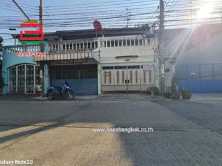出售 2 卧室 联排别墅 在 Bang Kruai, Nonthaburi