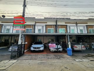 For sale 4 bedrooms townhouse in Sai Mai, Bangkok