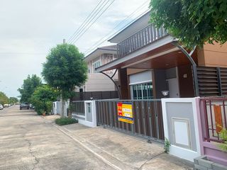 For sale 3 bedrooms house in Khlong Sam Wa, Bangkok
