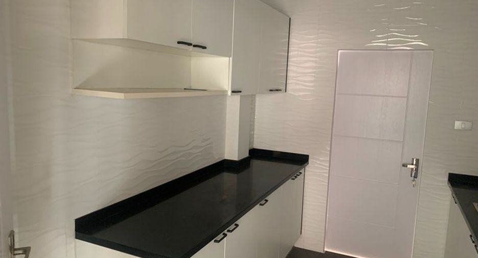 For sale 3 bedrooms house in Khlong Sam Wa, Bangkok