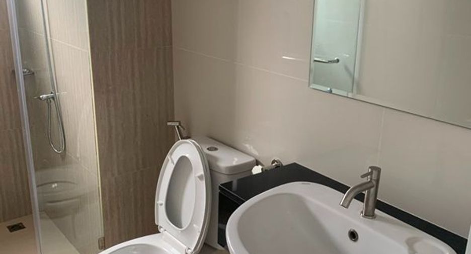 For sale 3 bedrooms house in Khlong Sam Wa, Bangkok