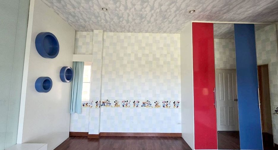 For sale 4 bedrooms house in San Sai, Chiang Mai