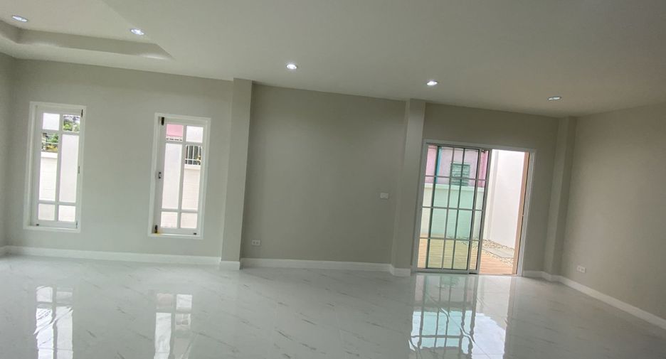 Haus zum Kauf mit 3 Zimmer in Bang Khen, Bangkok