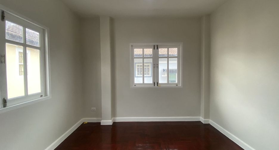 Haus zum Kauf mit 3 Zimmer in Bang Khen, Bangkok
