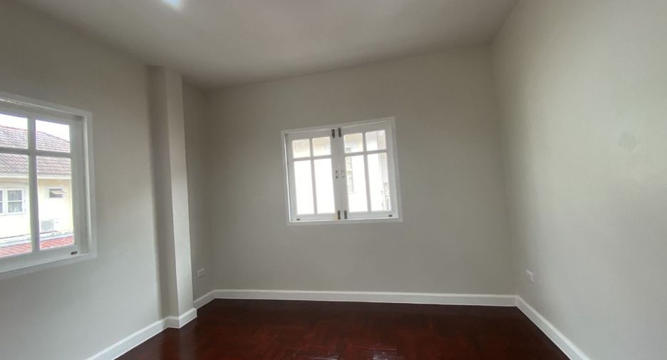 Haus zum Kauf mit 3 Zimmer in Bang Khen, Bangkok