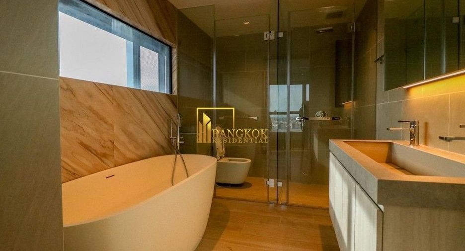 For rent 2 bedrooms condo in Sathon, Bangkok