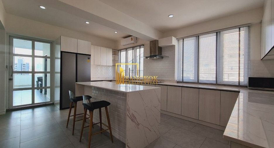 Wohnung zur Miete mit 3 Zimmer in Watthana, Bangkok