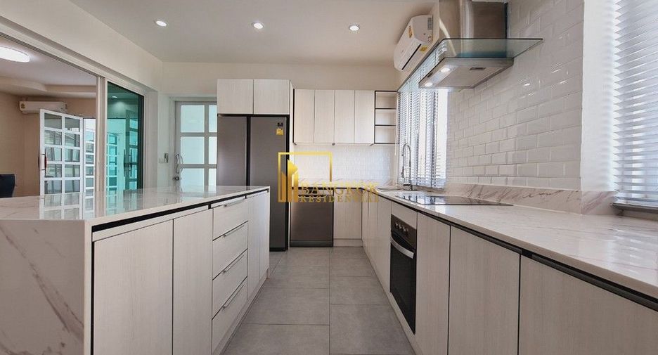 Wohnung zur Miete mit 3 Zimmer in Watthana, Bangkok