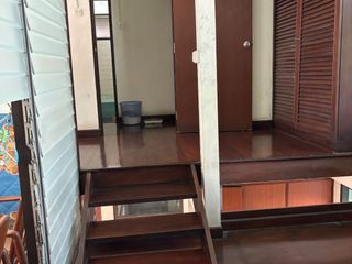 For sale 3 ベッドルーム house in Phra Khanong, Bangkok