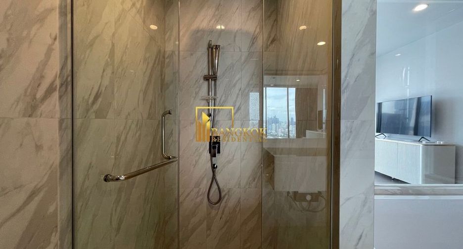 For rent 3 bedrooms condo in Khlong Toei, Bangkok