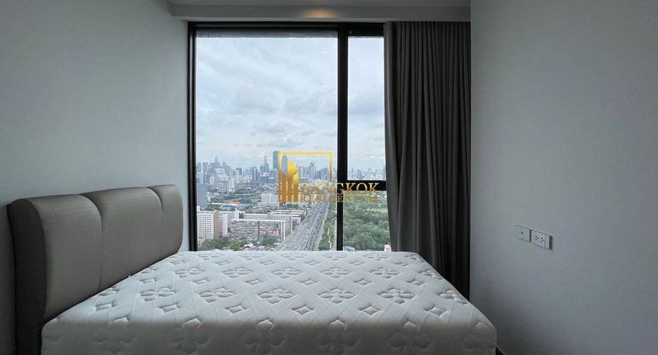 For rent 3 bedrooms condo in Khlong Toei, Bangkok
