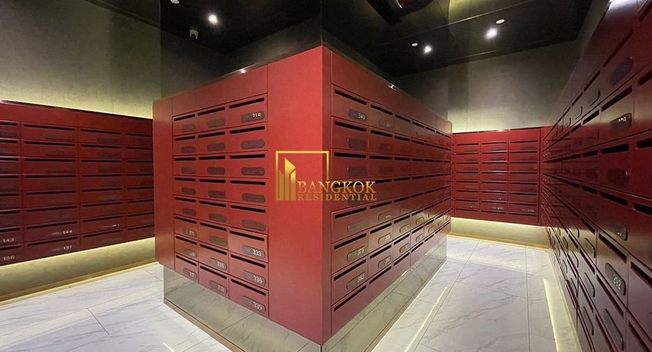 For rent 3 bedrooms condo in Khlong Toei, Bangkok