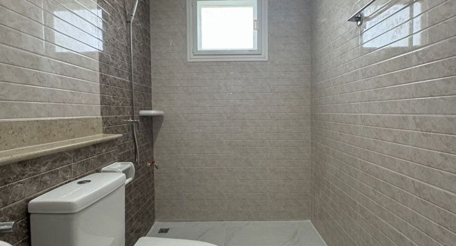 Casa en venta de estudio en Bang Khun Thian, Bangkok