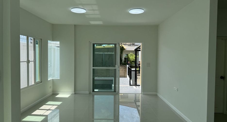 Casa en venta de estudio en Bang Khun Thian, Bangkok