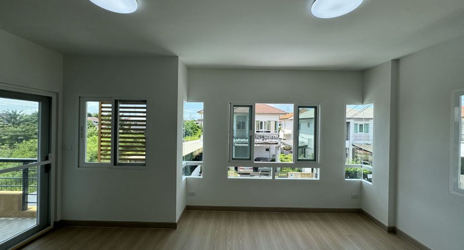 Casa en venta de estudio en Bang Khun Thian, Bangkok