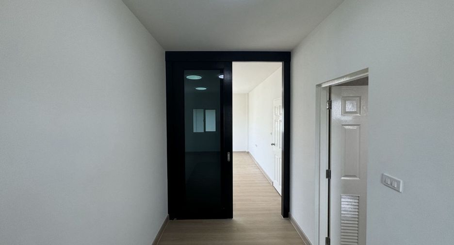 Casa en venta de estudio en Bang Khun Thian, Bangkok