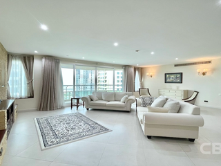 For sale 4 bedrooms condo in Khlong Toei, Bangkok