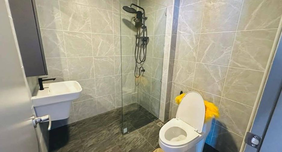 For sale 3 bedrooms villa in Bang Lamung, Chonburi