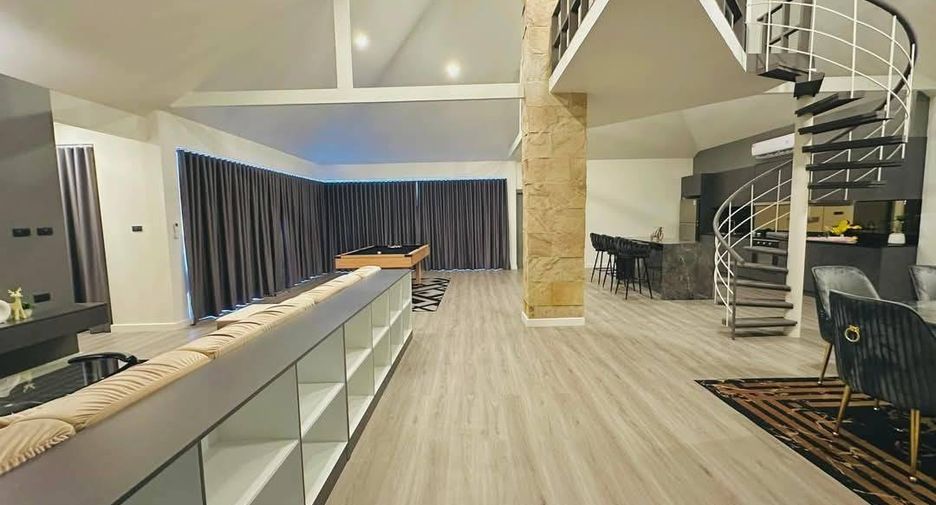 For sale 3 bedrooms villa in Bang Lamung, Chonburi