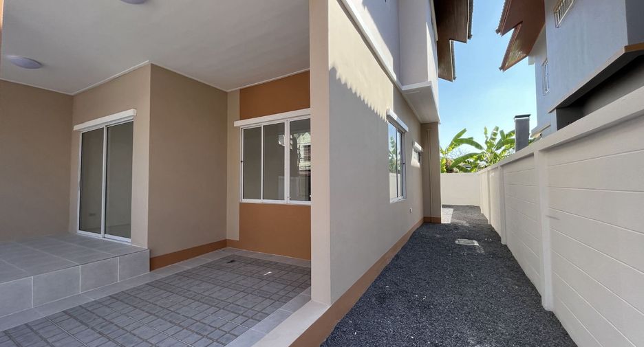 For sale 3 bedrooms house in Bang Khen, Bangkok