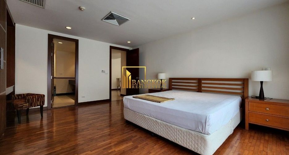 For rent 3 ベッドルーム apartment in Sathon, Bangkok
