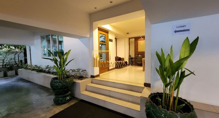 For rent 3 ベッドルーム apartment in Sathon, Bangkok