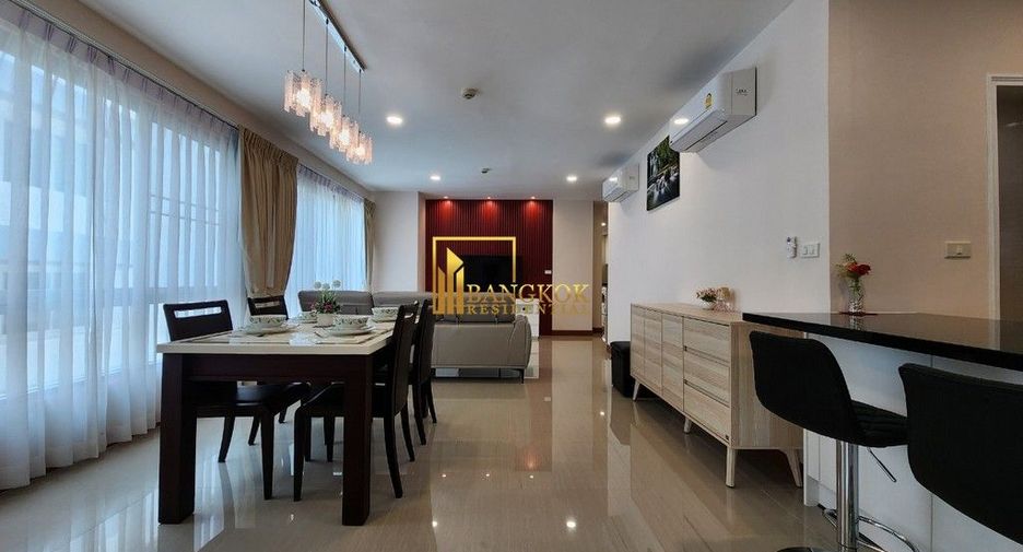 À louer 3 chambres appartement à Watthana, Bangkok