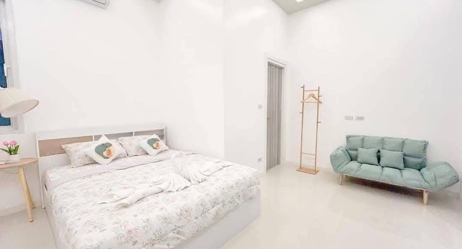For sale 5 bedrooms villa in Bang Lamung, Chonburi