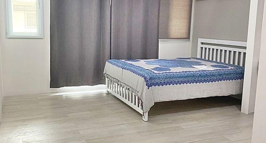 Reihenhaus zum Kauf mit 3 Zimmer in Watthana, Bangkok