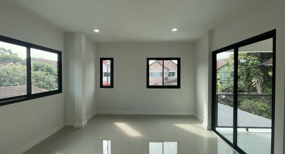 Haus zum Kauf mit 3 Zimmer in Bang Khun Thian, Bangkok