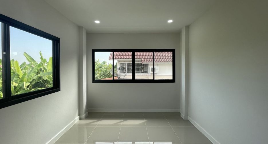 Haus zum Kauf mit 3 Zimmer in Bang Khun Thian, Bangkok