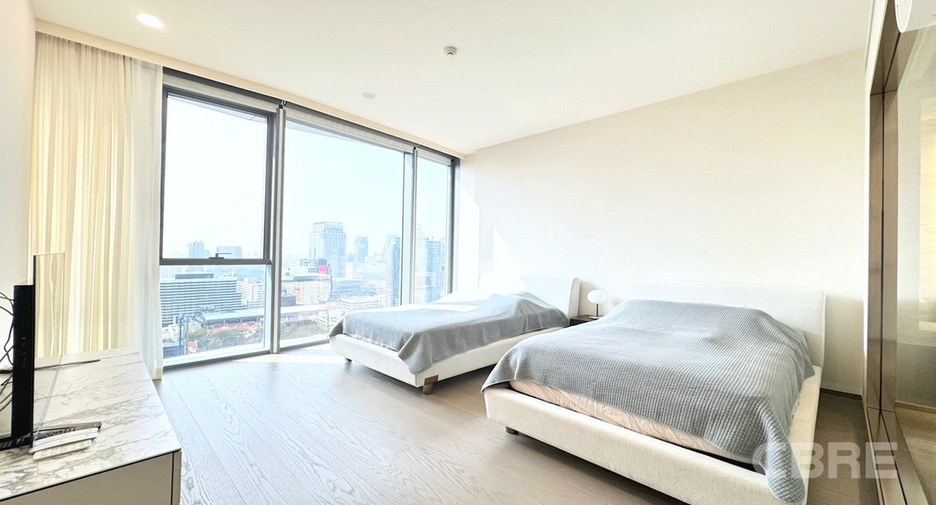 For sale 3 bedrooms condo in Pathum Wan, Bangkok