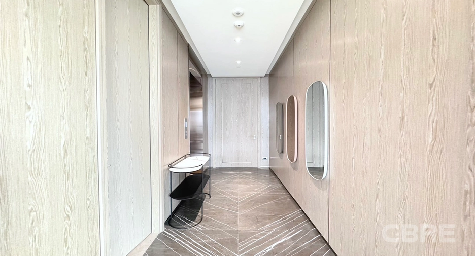 For sale 3 bedrooms condo in Pathum Wan, Bangkok