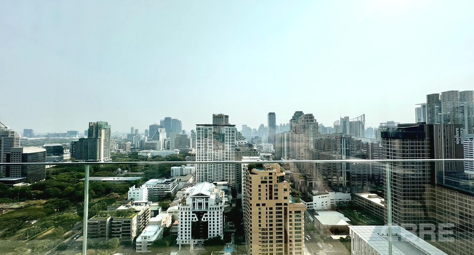 For sale 3 bedrooms condo in Pathum Wan, Bangkok