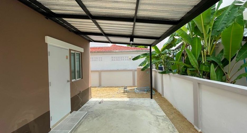 For sale 3 bedrooms house in Lat Krabang, Bangkok