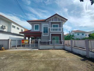 For sale 3 bedrooms house in Lat Krabang, Bangkok