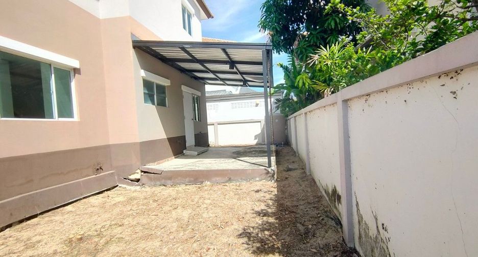 For sale 3 bedrooms house in Lat Krabang, Bangkok