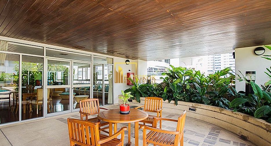 For rent 3 ベッドルーム apartment in Khlong Toei, Bangkok