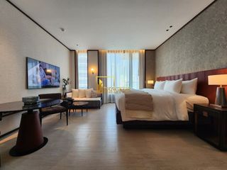 For rent 1 bed serviced apartment in Khlong Toei, Bangkok